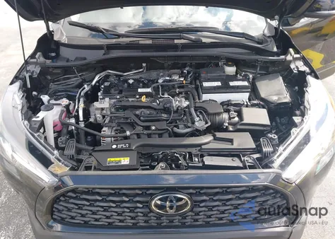 2025 Toyota Corolla Cross Le z USA, uszkodzony, nr VIN 7MUBAAAGXSV122331